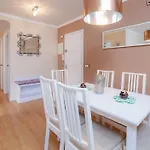 Apartment Rosales *